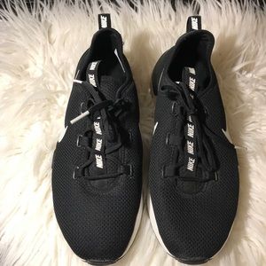 85. Nike Women's Ashim Modern Running Shoes - Size 11